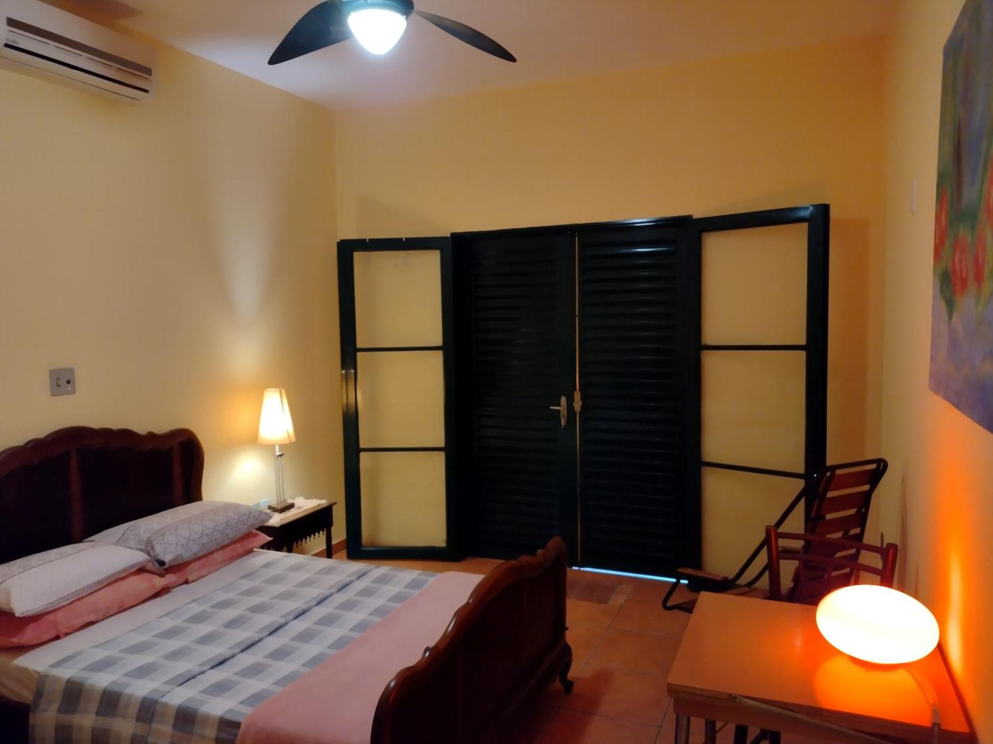 Suites Brotas City الغرفة الصورة